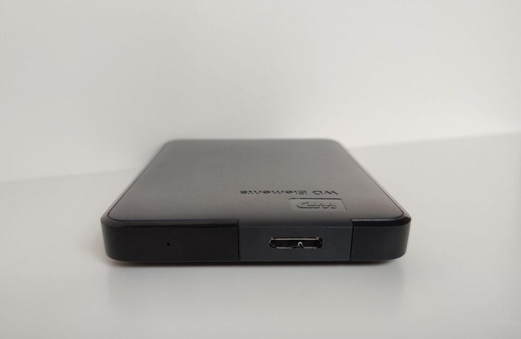 WD Elements 2TB USB 3.0 Western Digital 2TB HDD front view unconnected, external hard drive